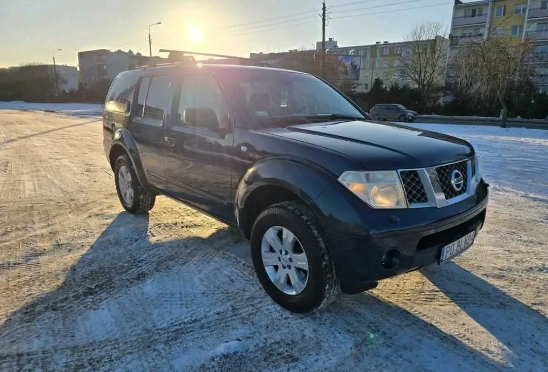 Nissan Pathfinder 2.5 dCi Comfort 2