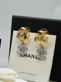 Сережки Chanell