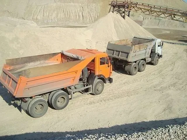 Гравій, пісок, щебінь, чорнозем, камаз 12Т і 4 осник 26Т 3