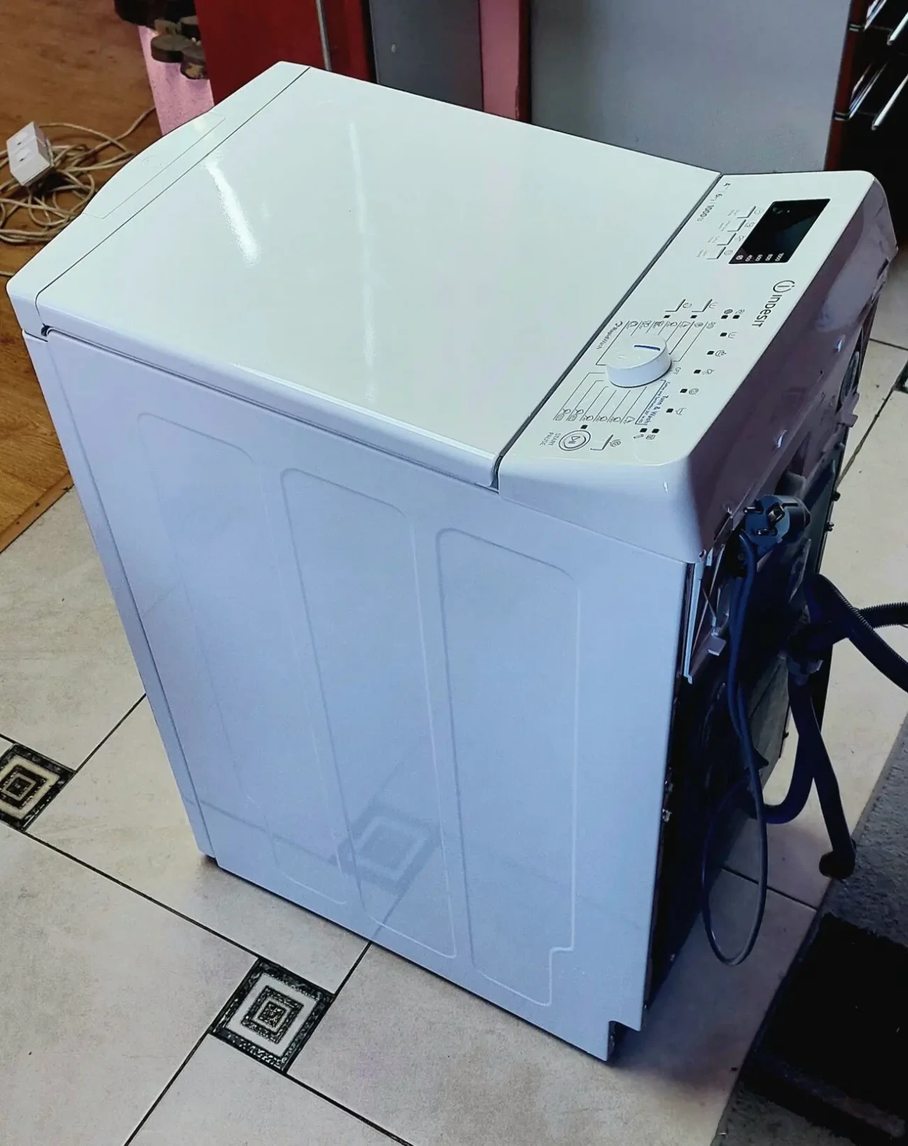 Пралка Indesit, 6кг 3