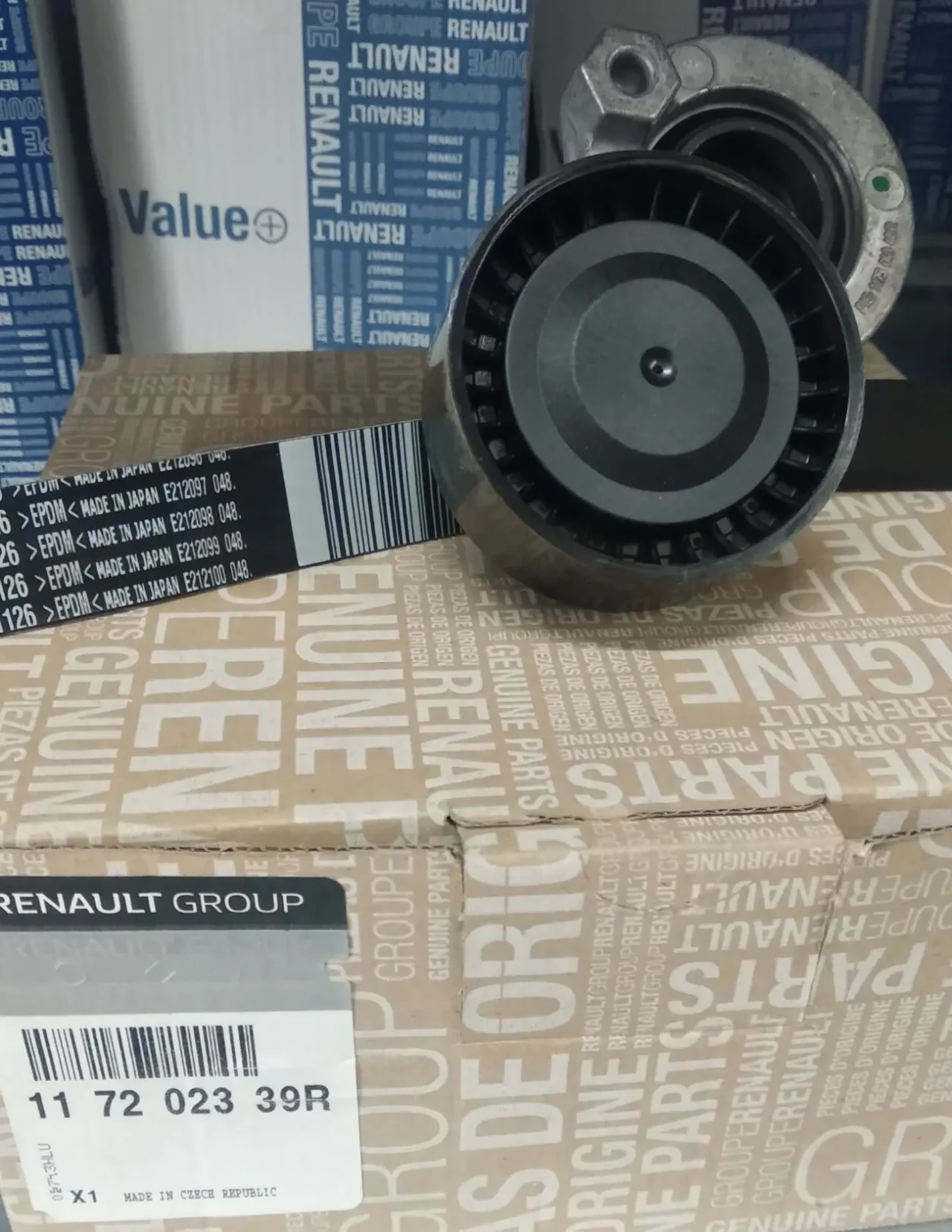 117202339R	К-Т РЕМЕНЯ ДОДАТК. ОБЛАДНАННЯ