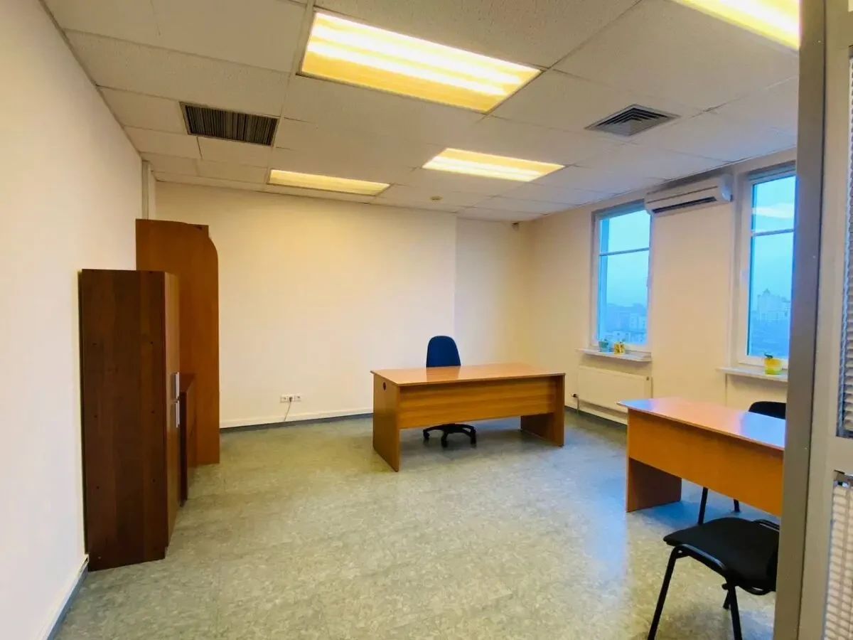 Оренда Деревлянська вул 8 офіс 33м 5