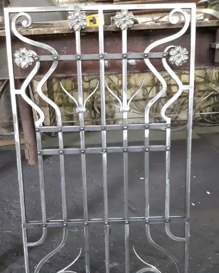 Решетки на окна и двери изготовить Кривой Рог 6