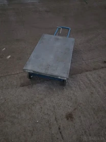 Гідравлічний стіл