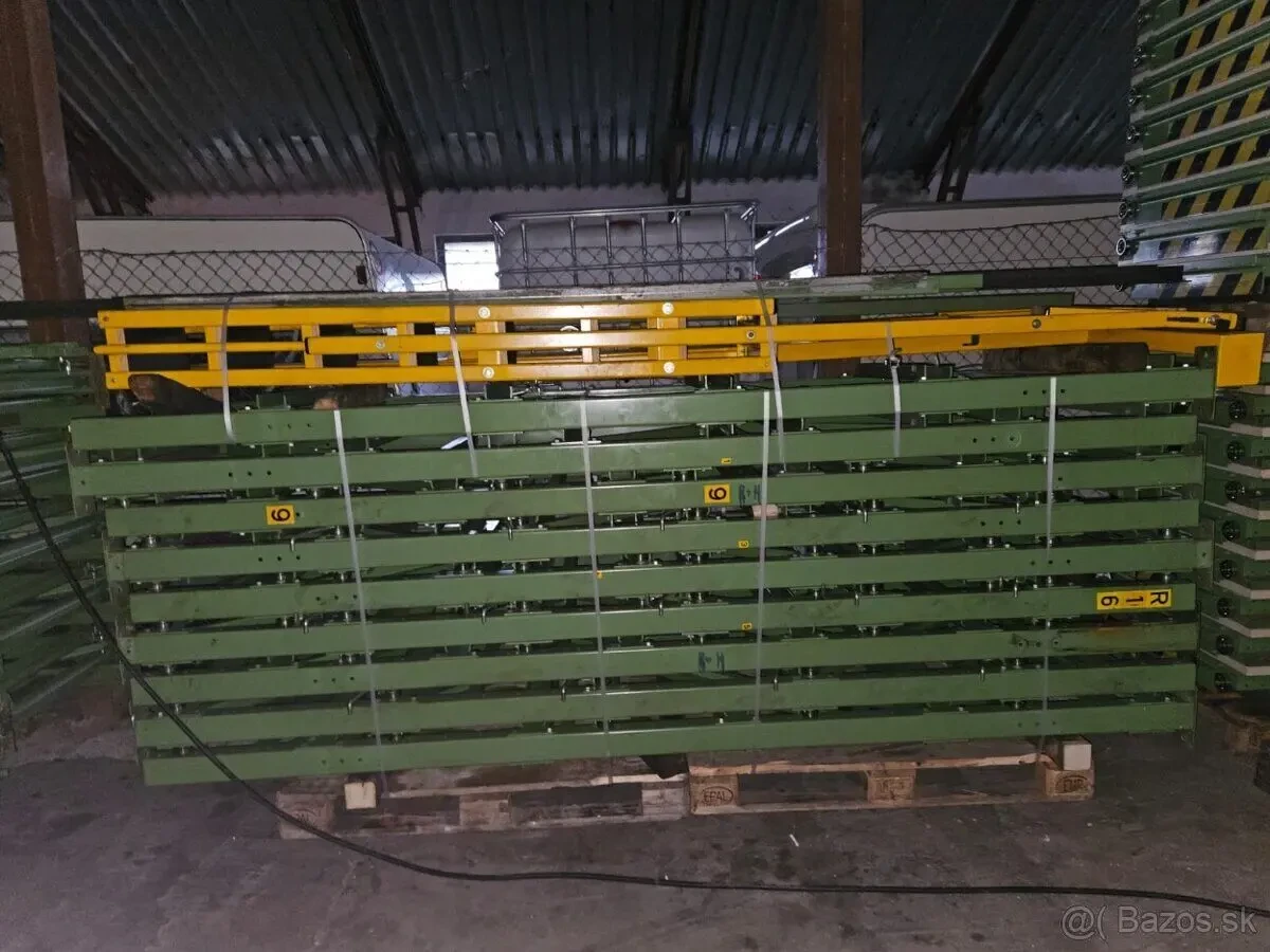 Міцні висувні стелажі 6