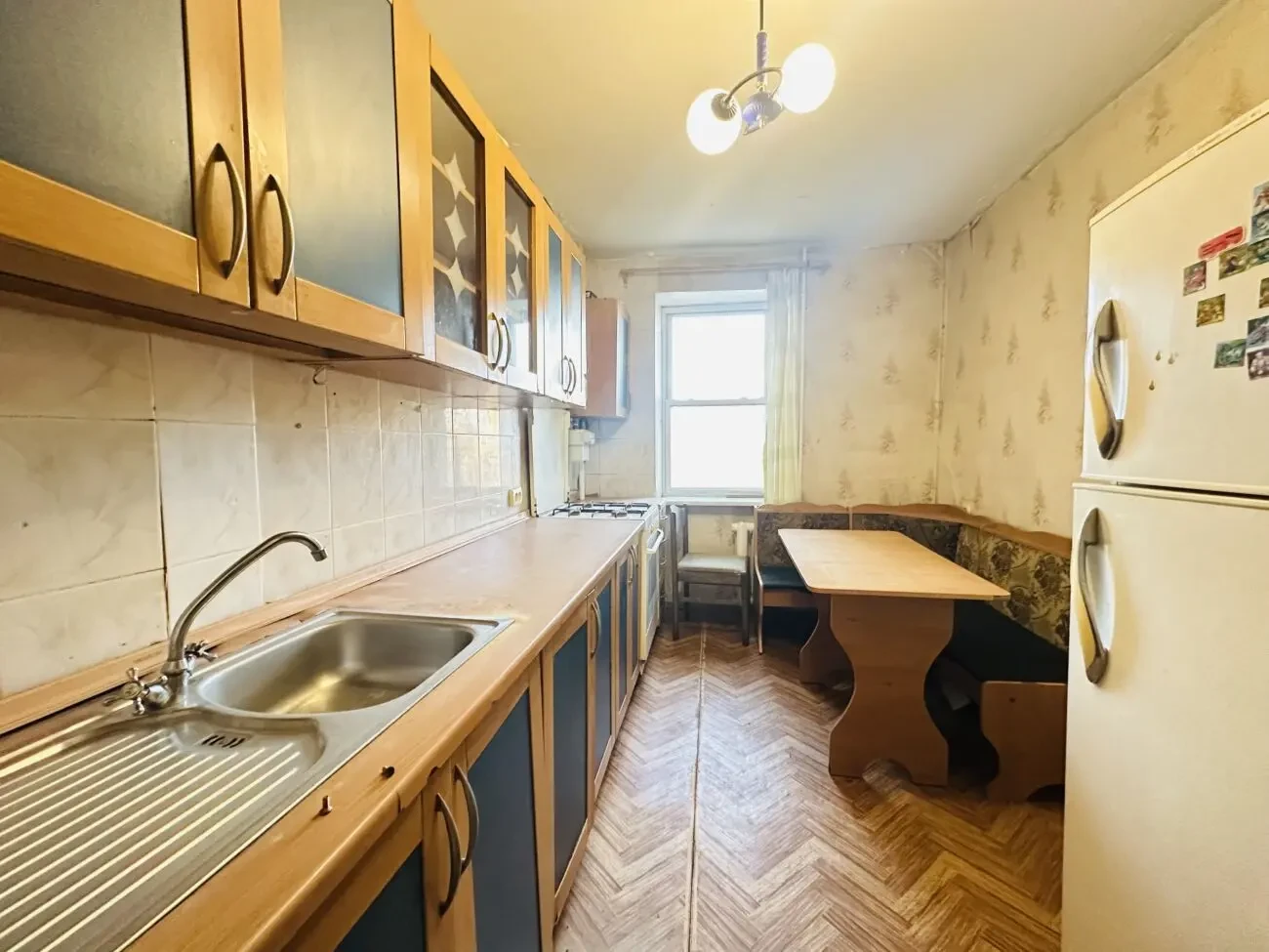 Черемушки/Івана Футового/Будинок Меблів,квартира 68м в новому будинку