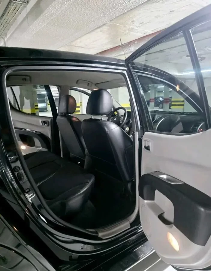 Mitsubishi L200 Pick Up 6