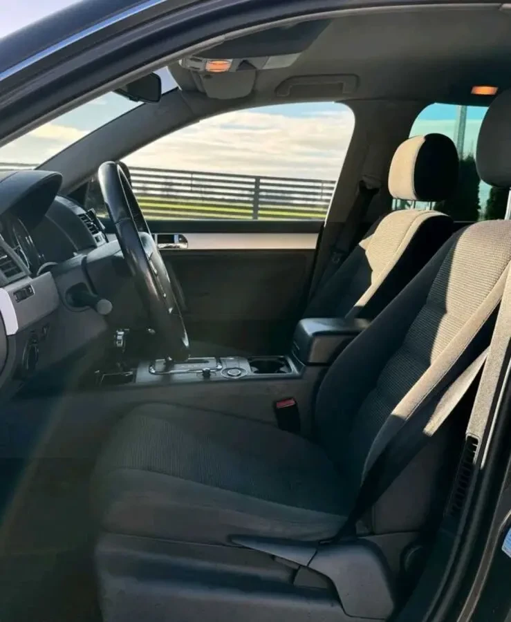 Volkswagen Touareg 2.5 TDI 7