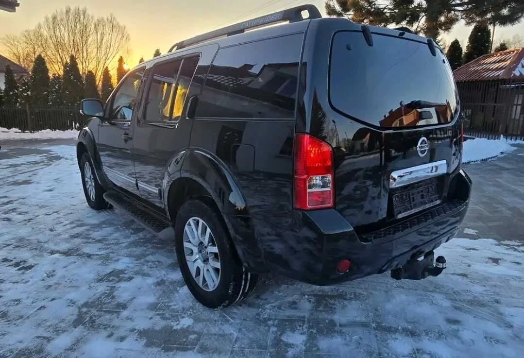 Nissan Pathfinder для військових 3
