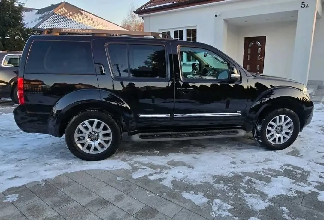 Nissan Pathfinder для військових 5