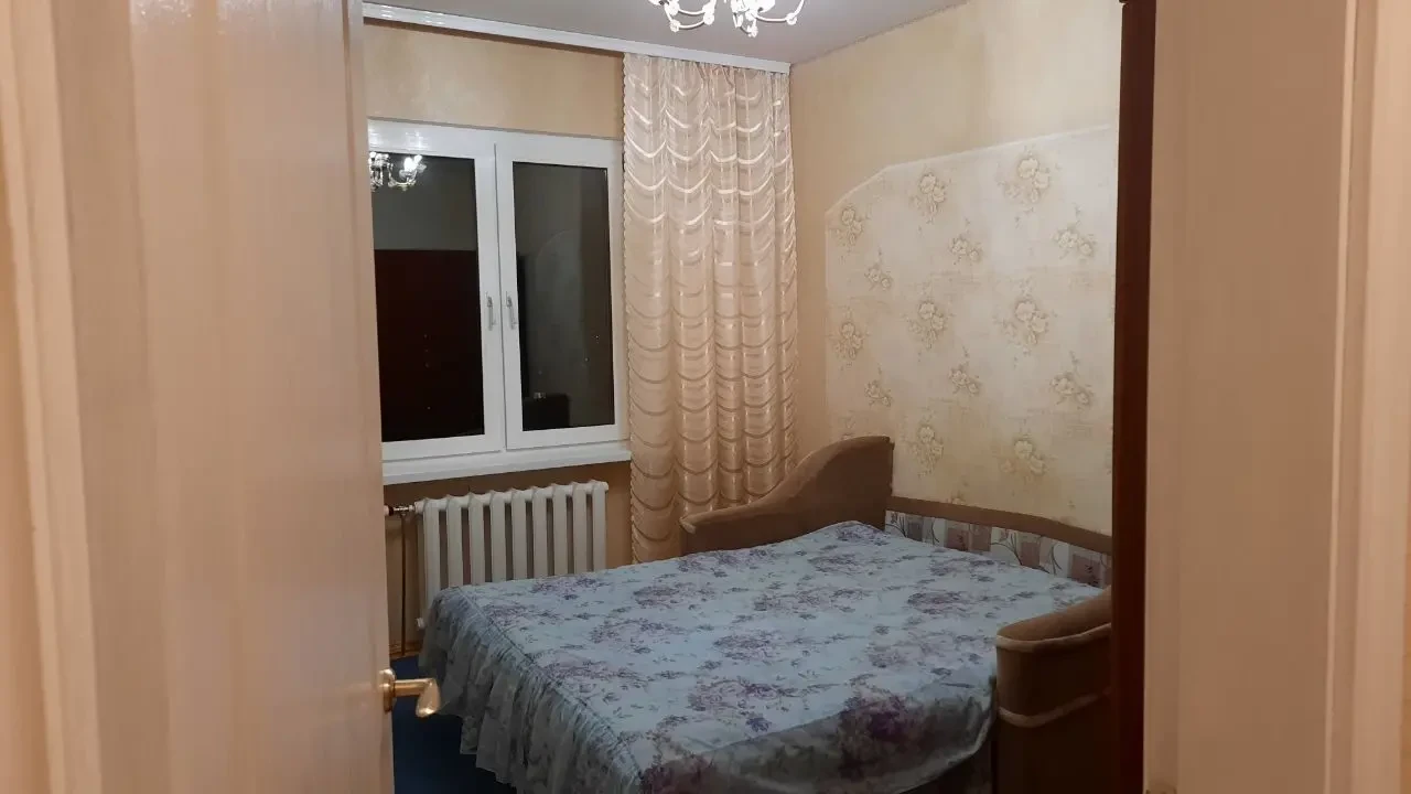 нерухомість 7