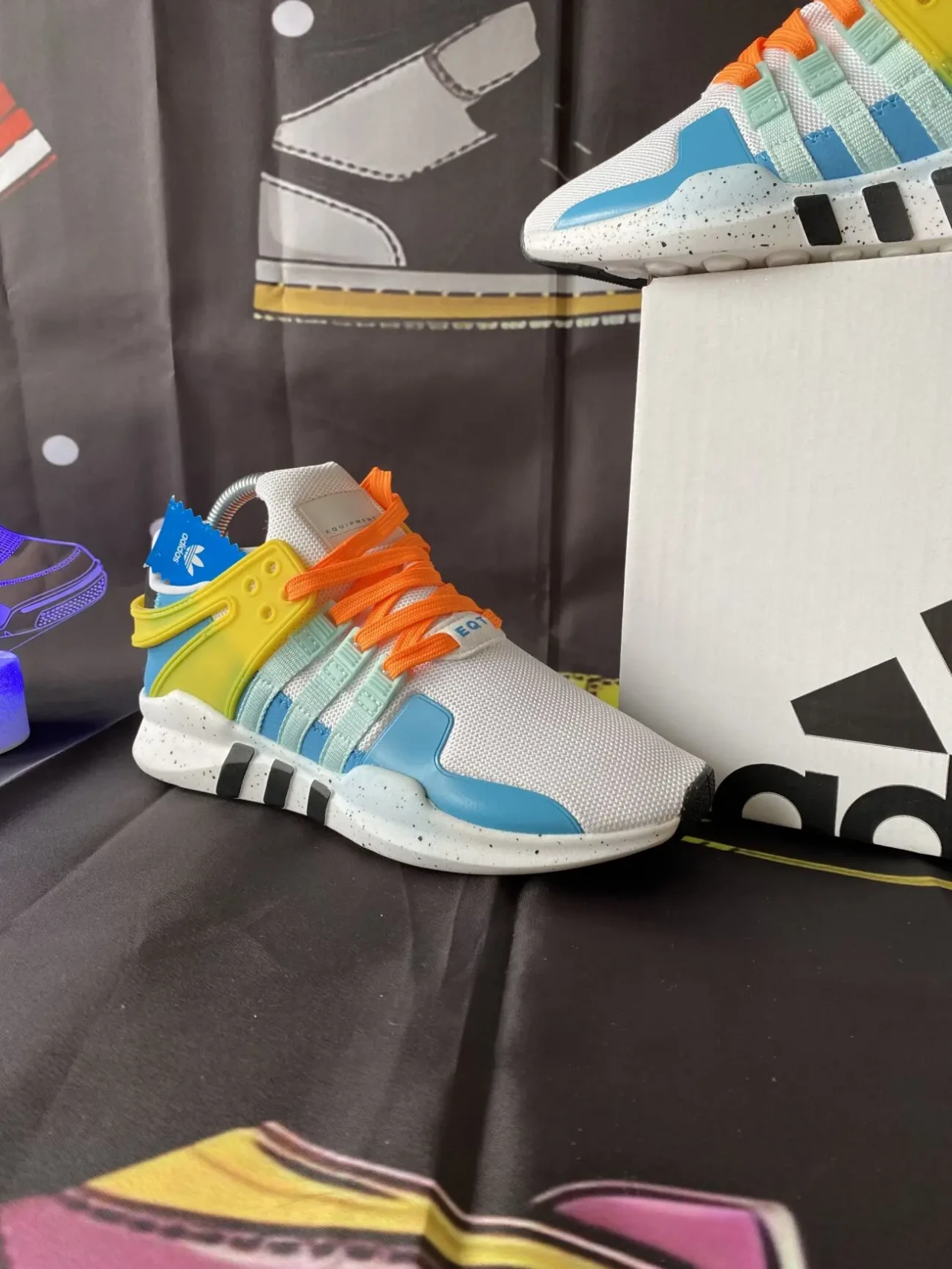 Жіночі кросівки Adidas Eguipment 3
