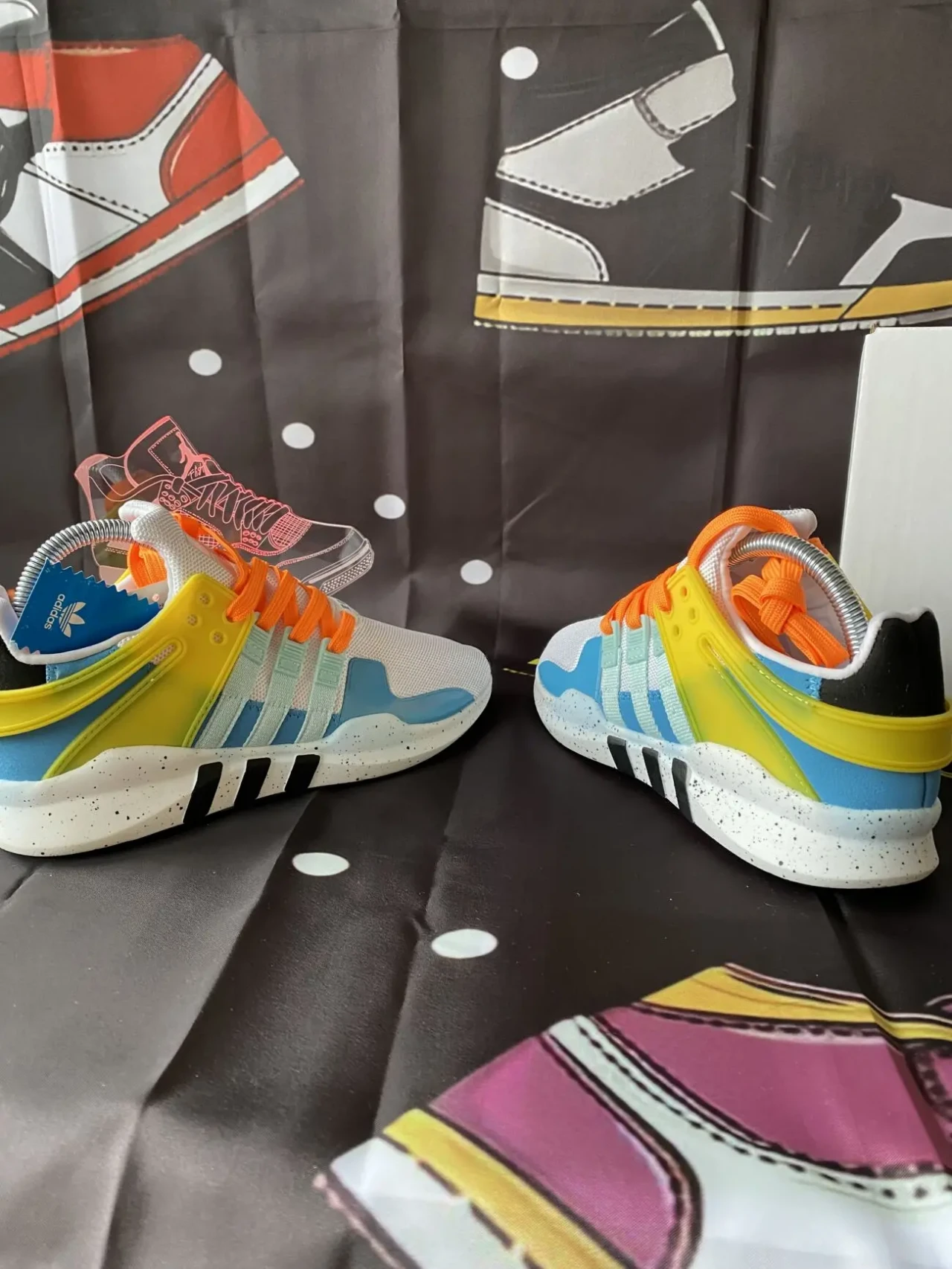 Жіночі кросівки Adidas Eguipment 5