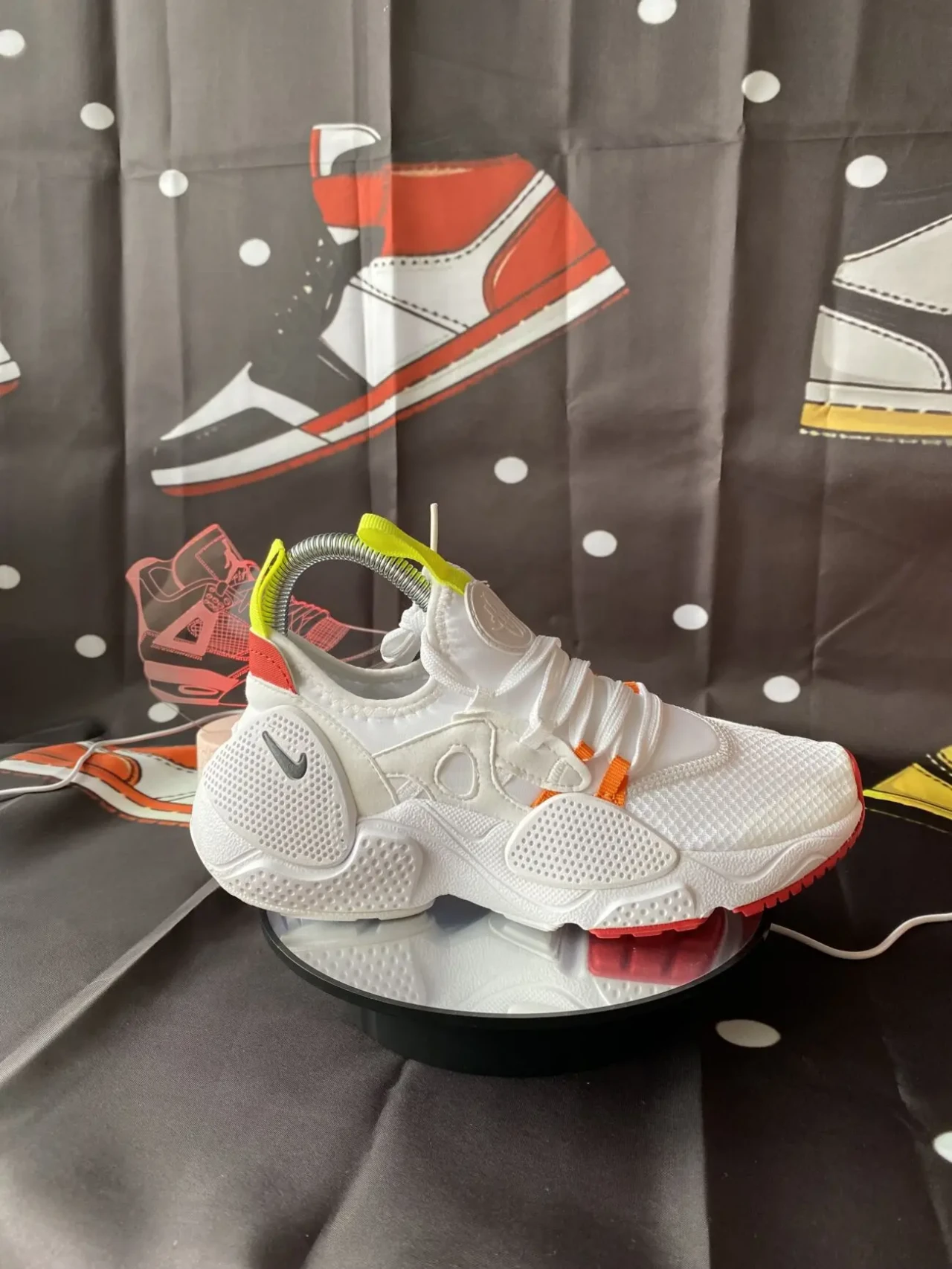 Жіночі кросівки nike 4