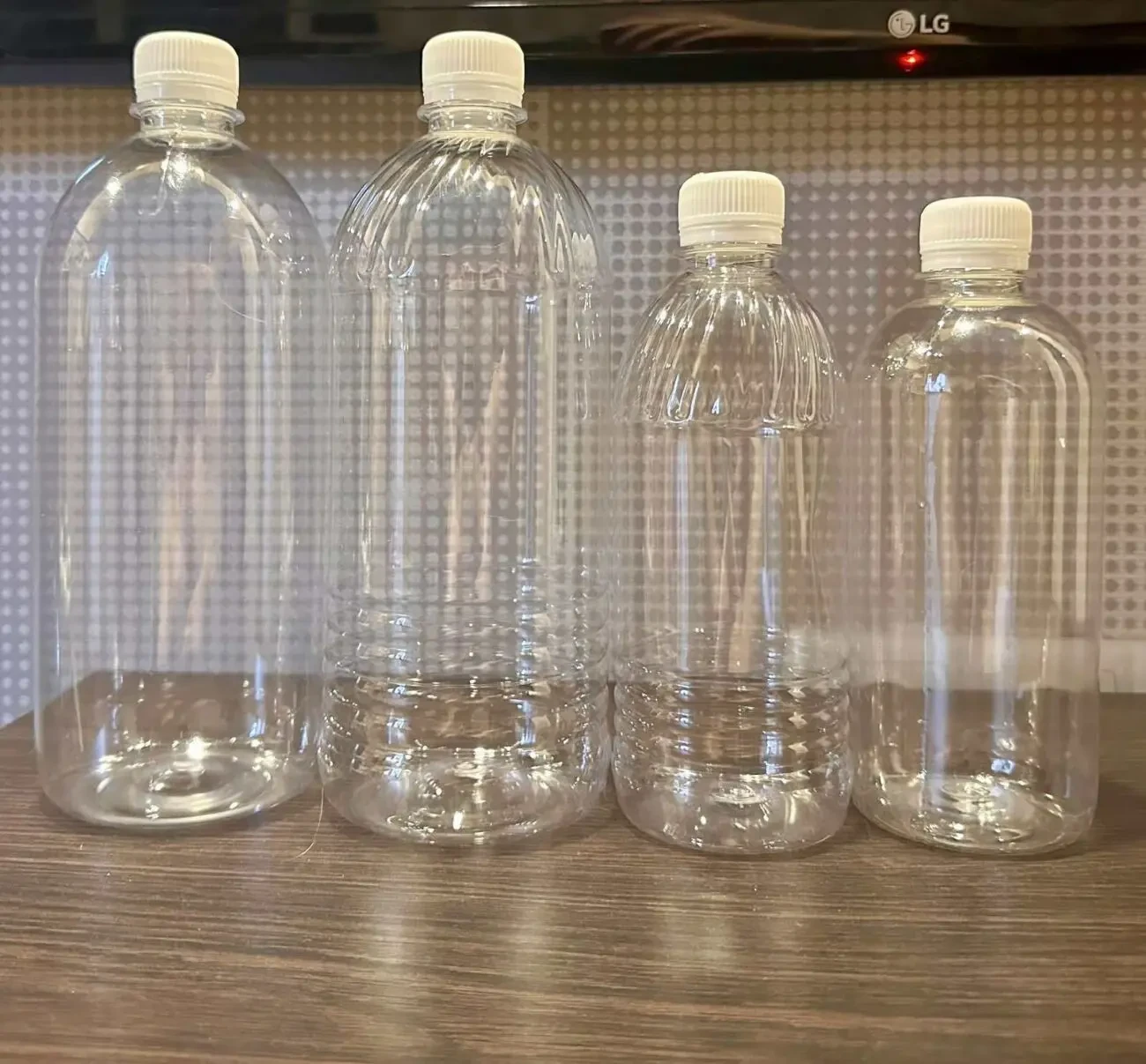 пет пляшки 5