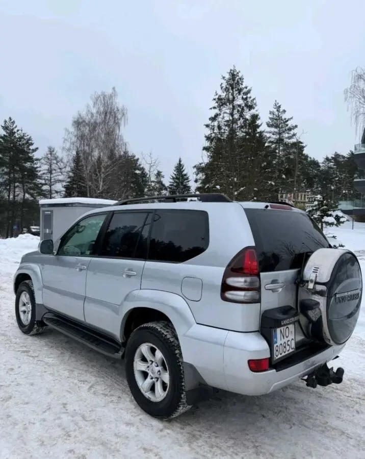Toyota Land Cruiser Prado 120 6