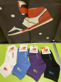 Жіночі шкарпетки