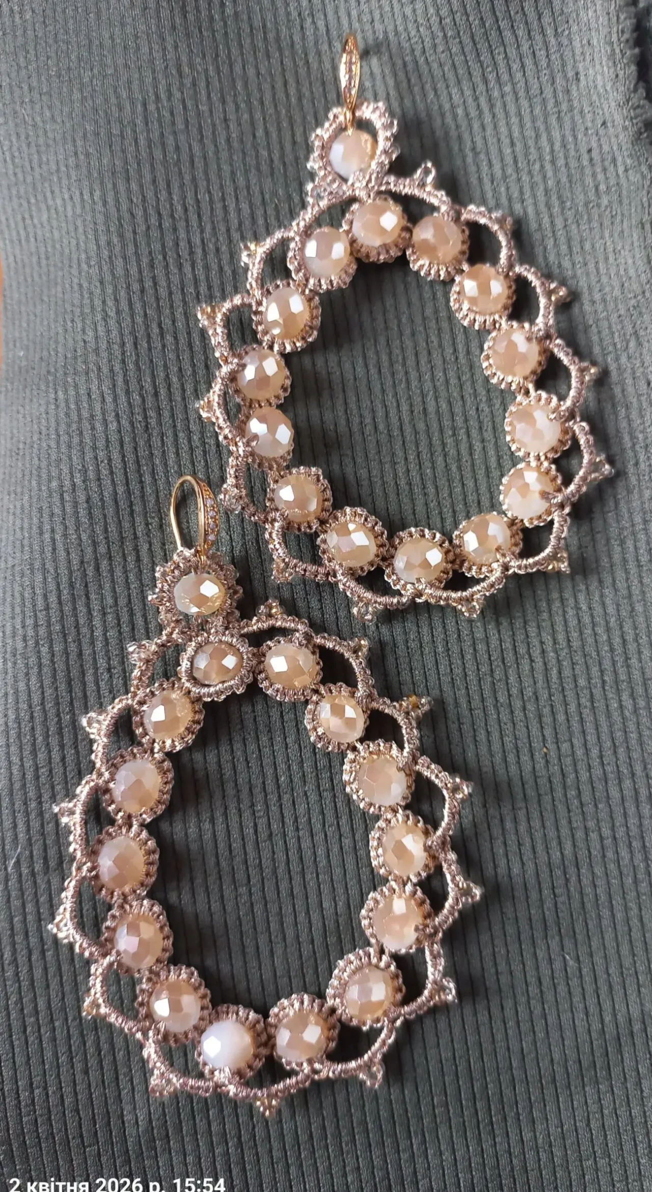 Сережки мереживні  Шампань.  Техніка фріволіте анкарс . 2