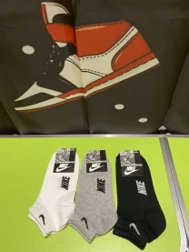 Жіночі шкарпетки