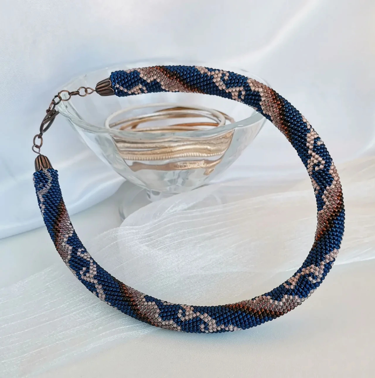 Прикраса із бісеру кольє-джгут Ейфорія 3