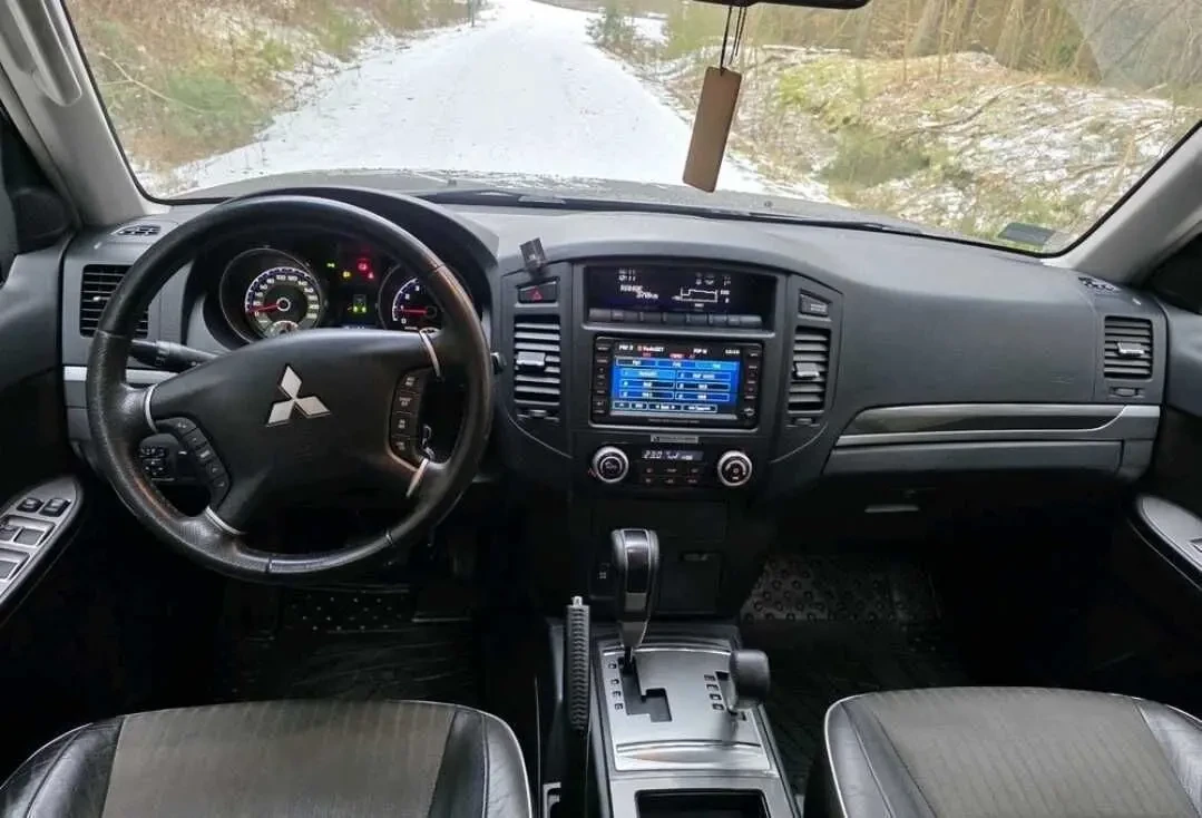 Mitsubishi Pajero 3.2 DID 8