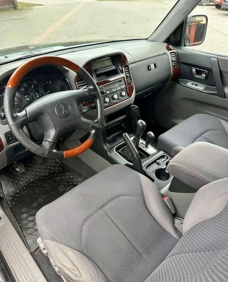 Mitsubishi Pajero Каротиш 3.2 DID 5