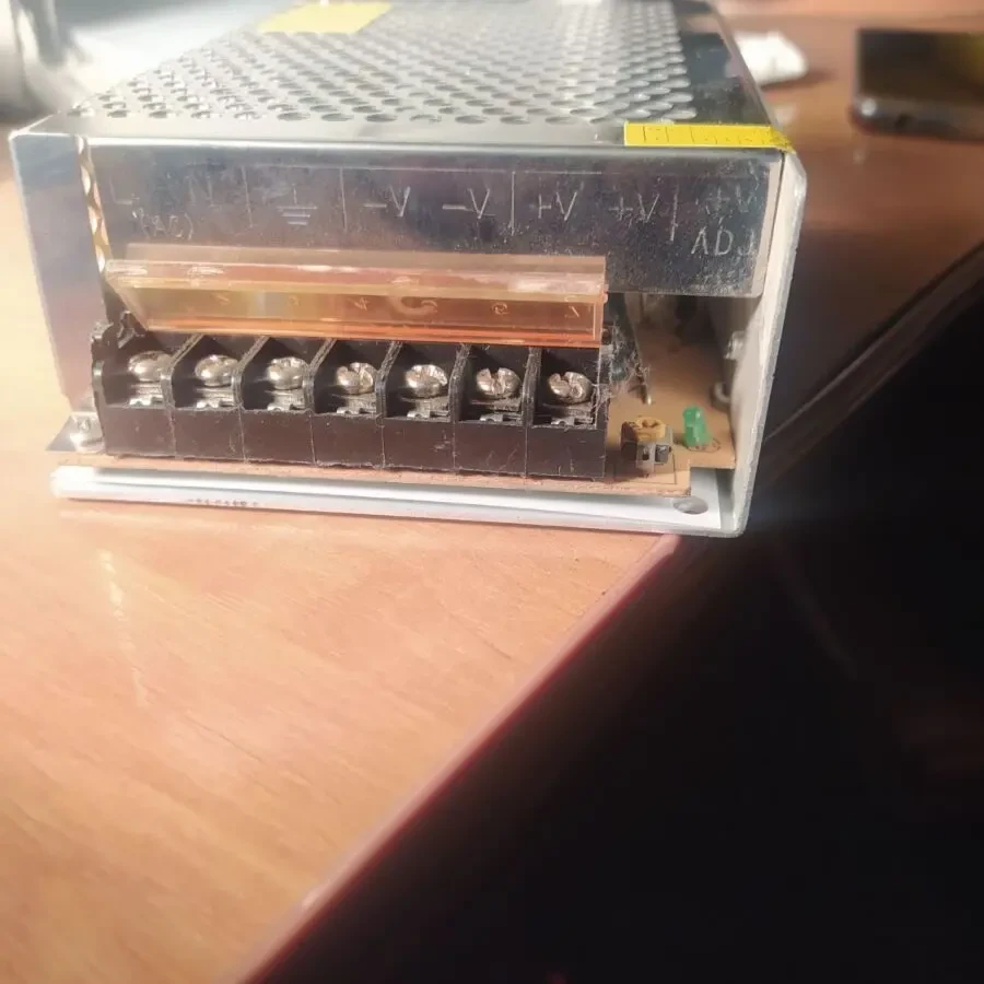 Блок живлення для світлодіодної стрічки Feron LB009 200W драйвер 12V 2