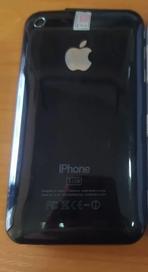 Iphone копія (не включається) 2