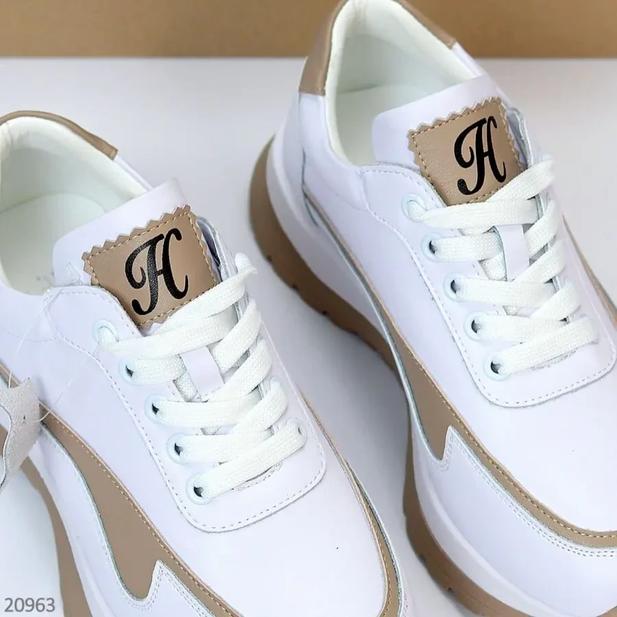 Кросівки жіночі білі хіт сезону 2