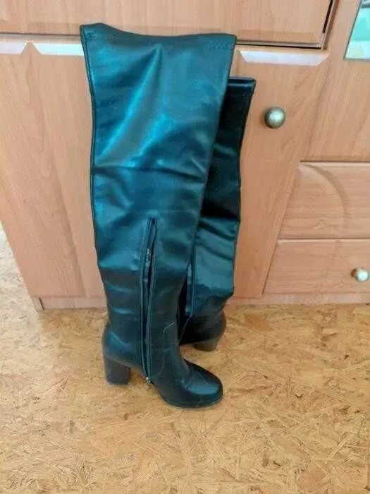 продам сапоги осінні