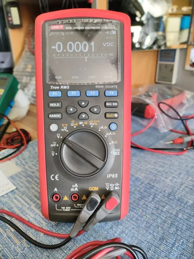 Мультиметр UNI-T UTM1181A (UT181A) 2