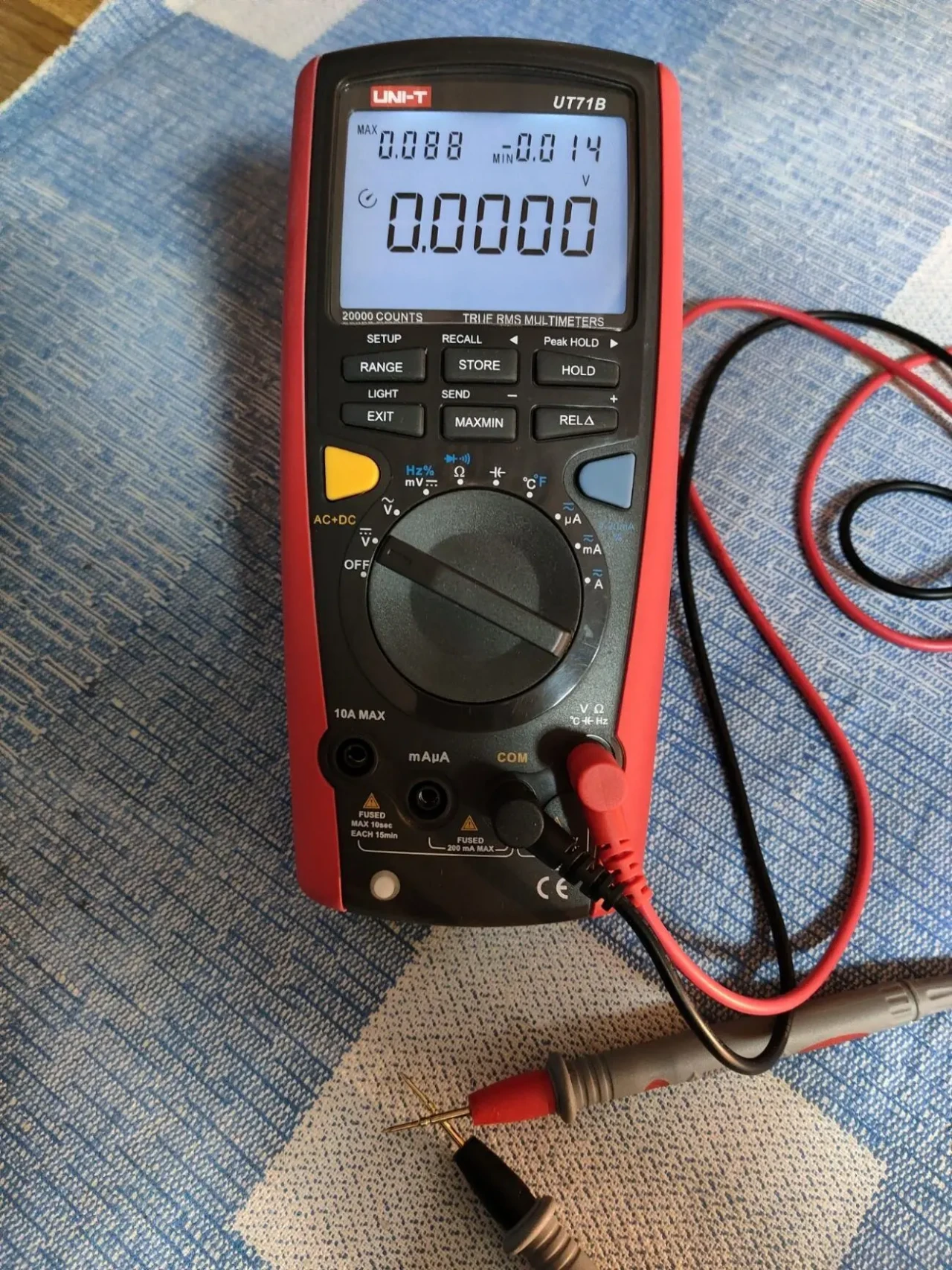 Мультиметр UNI-T UTM1181A (UT181A) 7