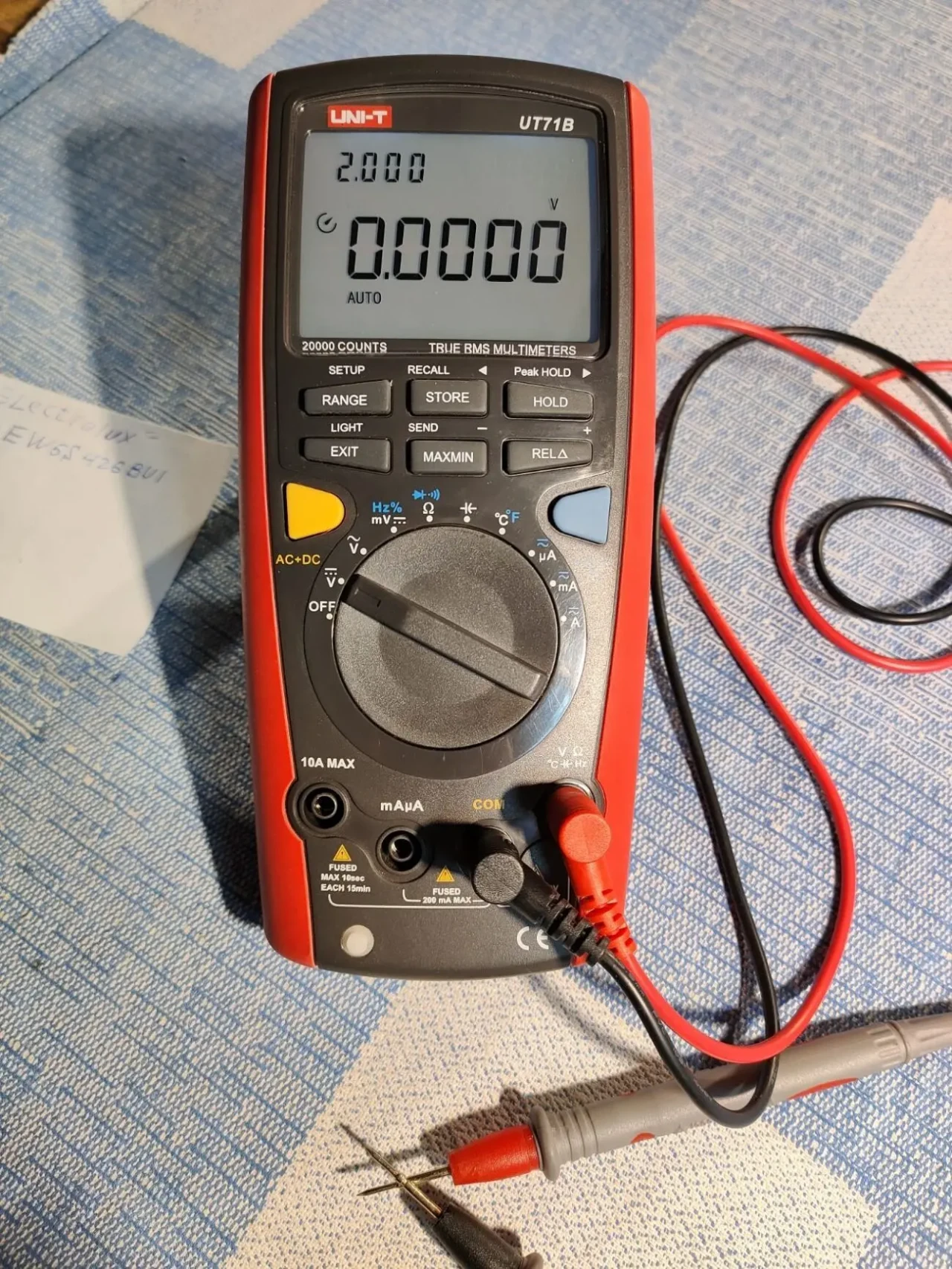 Мультиметр UNI-T UTM1181A (UT181A) 8