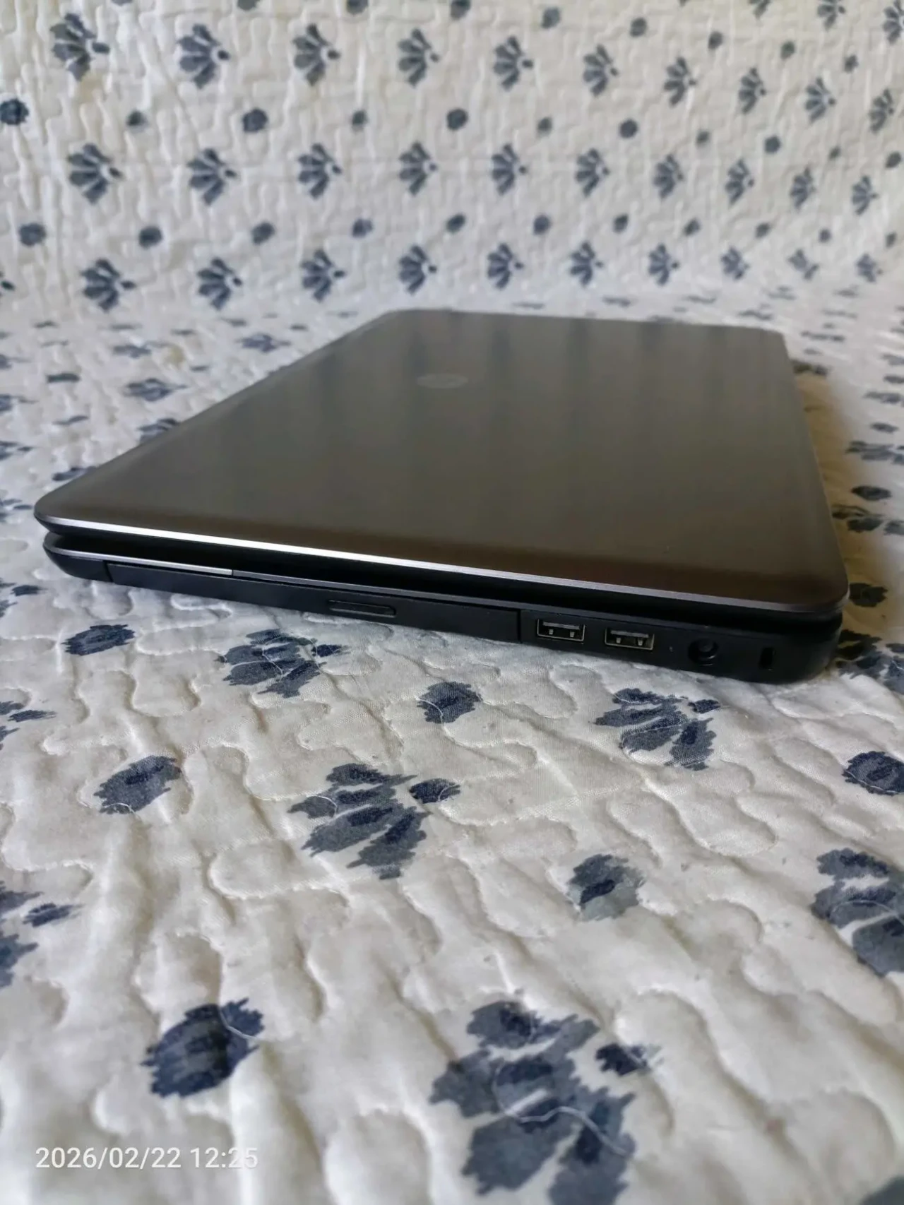 Ноутбук HP650 идеальное состояние, батарея 5