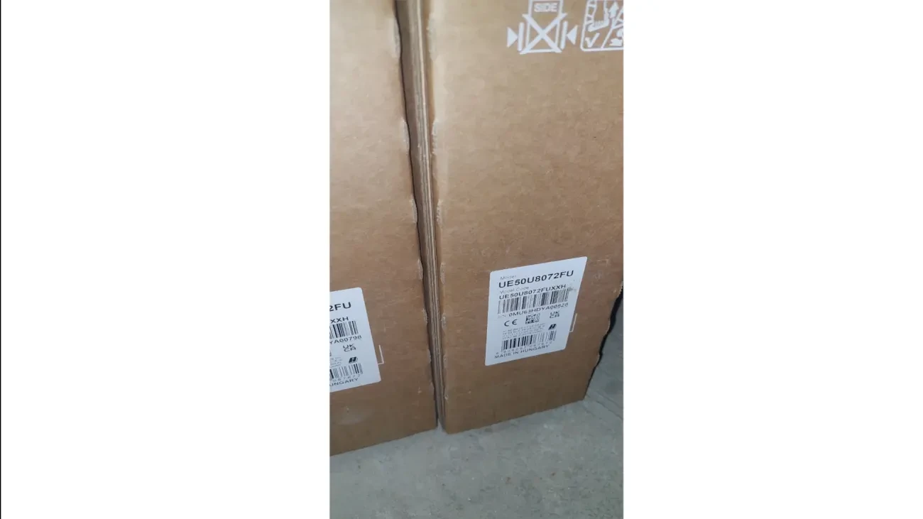 Телевізор Samsung UE50U8072, 4K, Smart TV 4