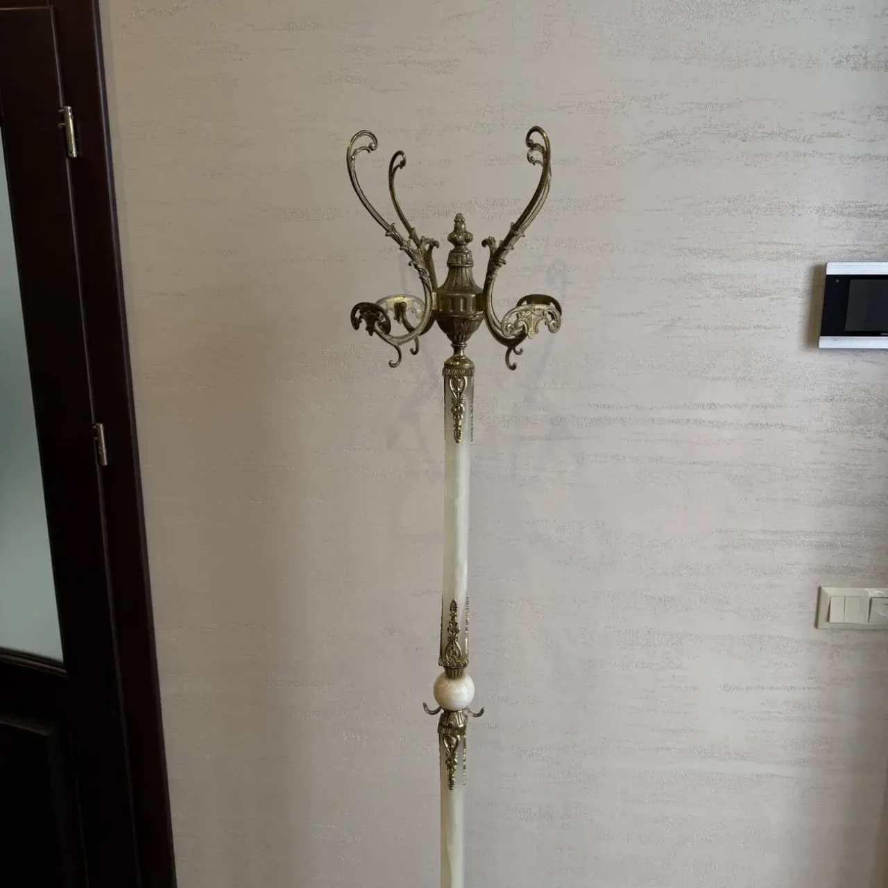 Вішак для одягу бронзовий з оніксом вінтаж 3