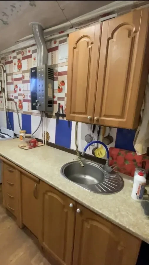 Продаж 2 х кімнатної квартири в Центрально міському районі Геологічна 9