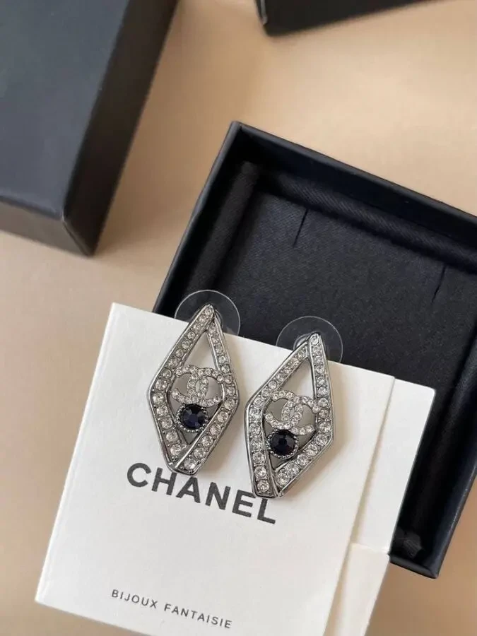 Сережки Chanell 2