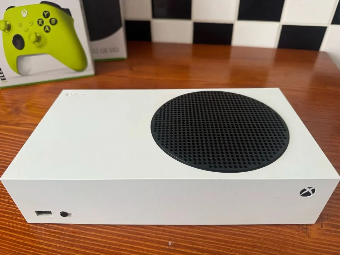 Ігрова консоль Xbox Series S 4