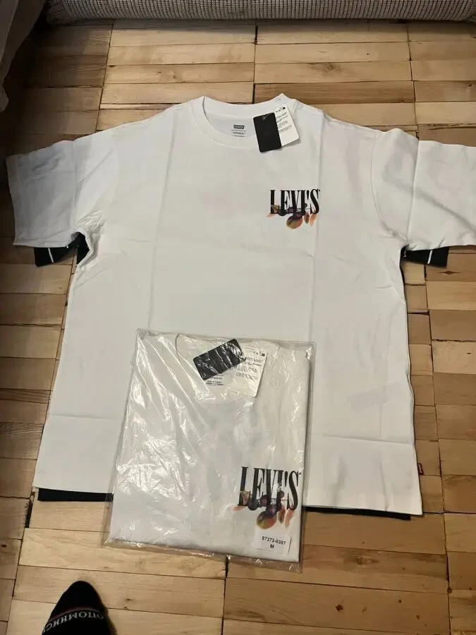 Футбока чоловіча levi's 3