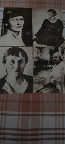 Ахматова. Комплект из 18 фото со стихами на обороте. 1988