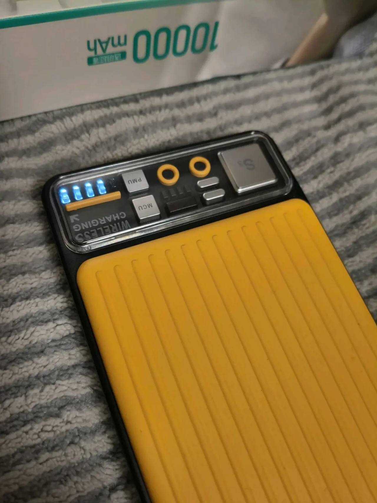 Павербанк Qoovi 3