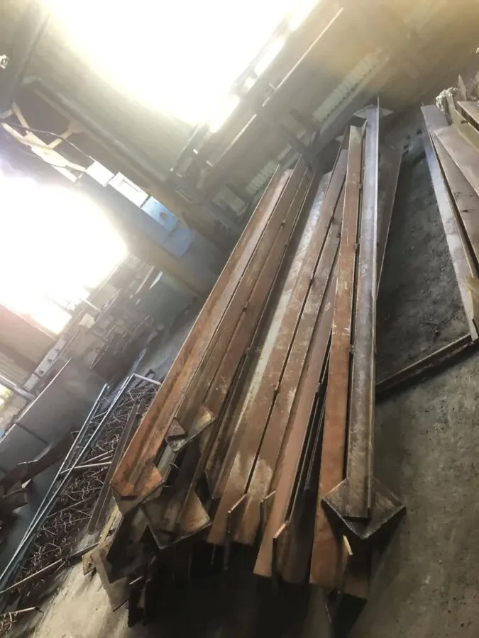 Металевий кутник б/у