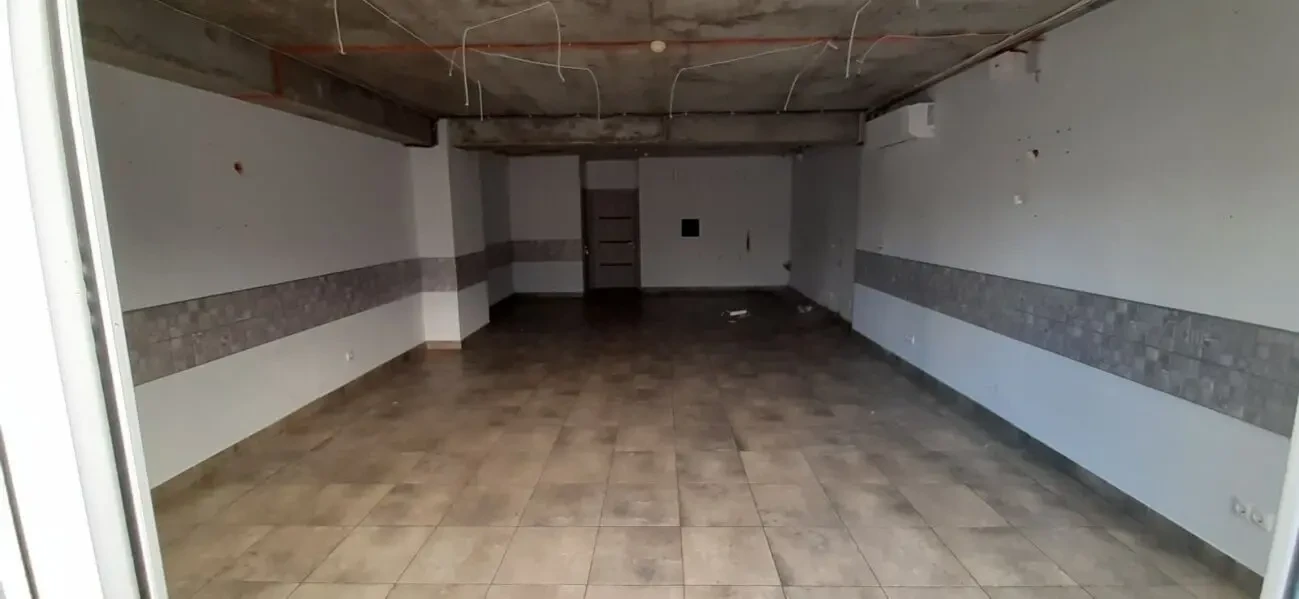 ПРОДАМ нежитл.приміщ.(торгова площа) 144 м2, ст.м.Позняки 4