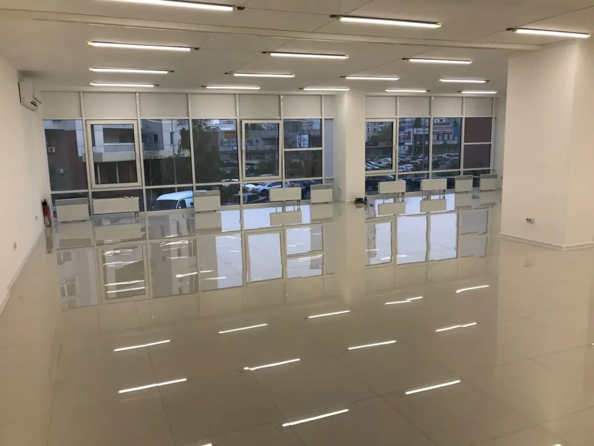 ПРОДАМ нежитл.приміщ. 143 м2, ст.м.Позняки, БЦ Паралель