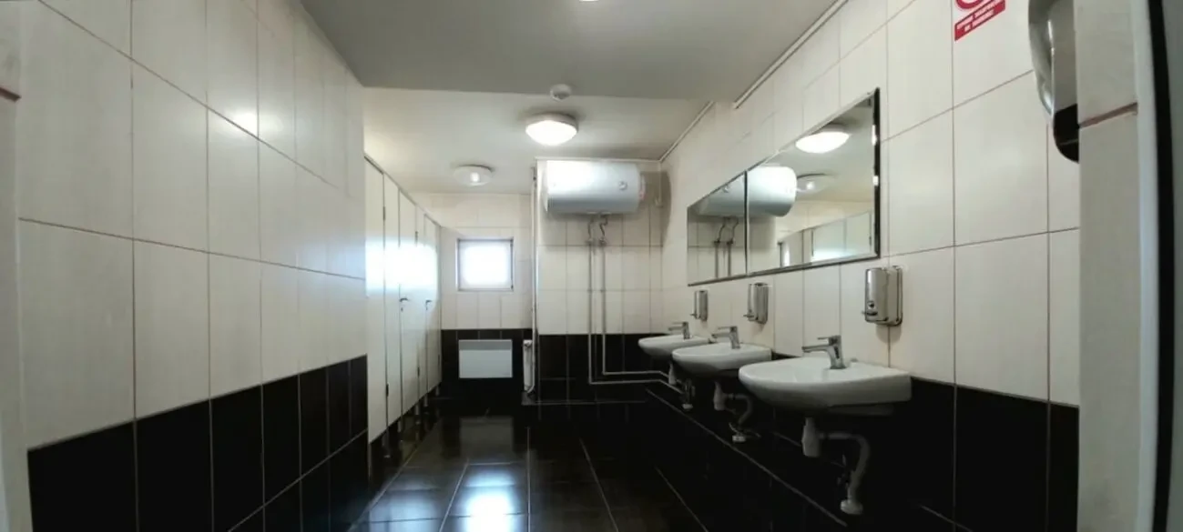 ПРОДАМ нежитл.приміщ. 143 м2, ст.м.Позняки, БЦ Паралель 7