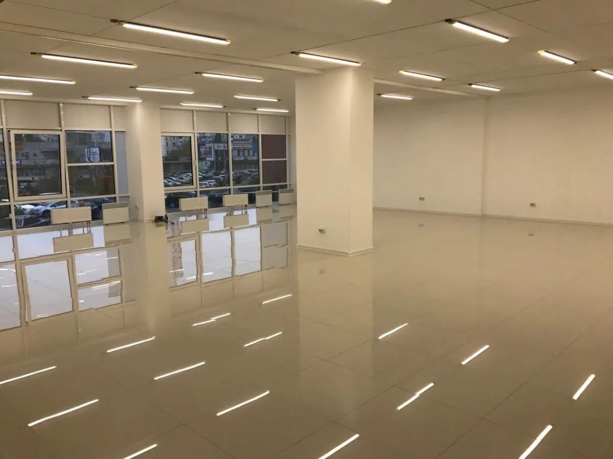 ПРОДАМ нежитл.приміщ. 143 м2, ст.м.Позняки, БЦ Паралель 2