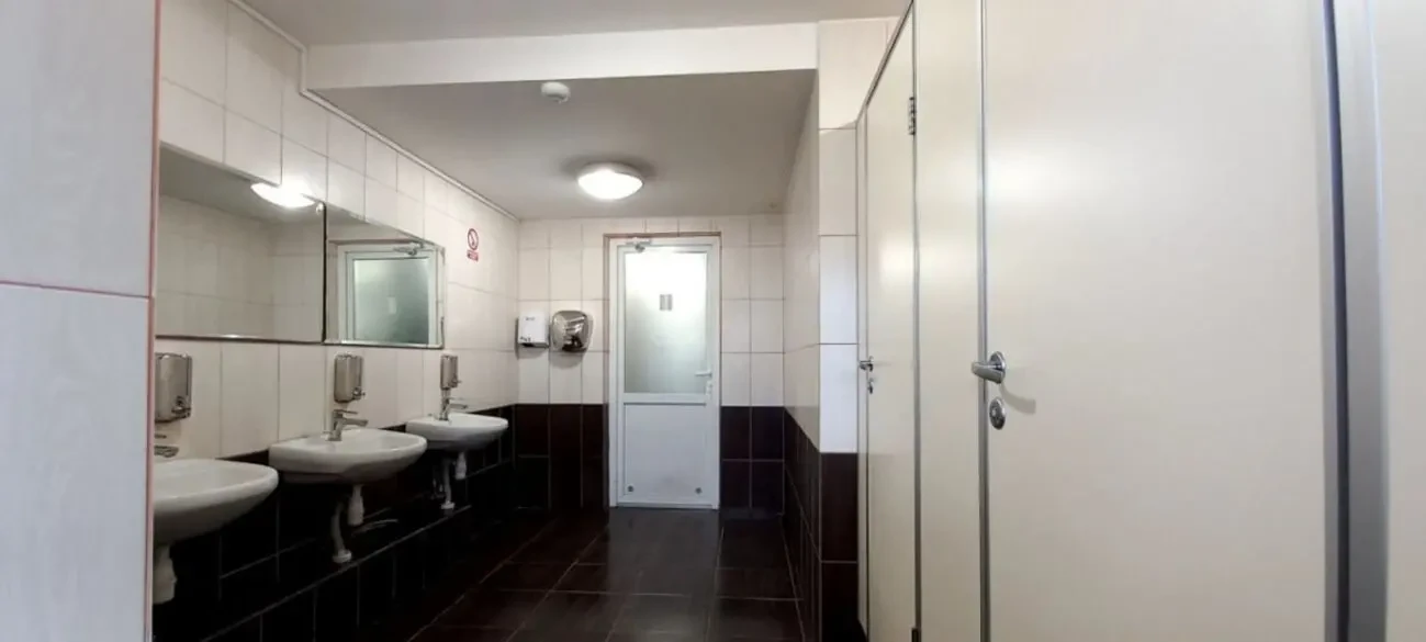 ПРОДАМ нежитл.приміщ. 108 м2, ст.м.Позняки, БЦ Паралель 6