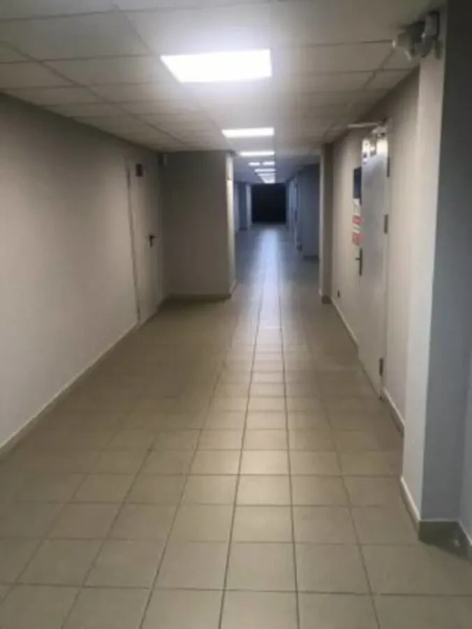 ПРОДАМ нежитл.приміщ. 121 м2, ст.м.Позняки, БЦ Паралель 4