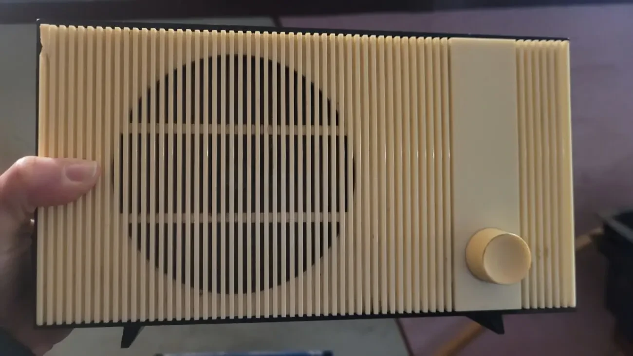 Продам радіо Донбас 1971